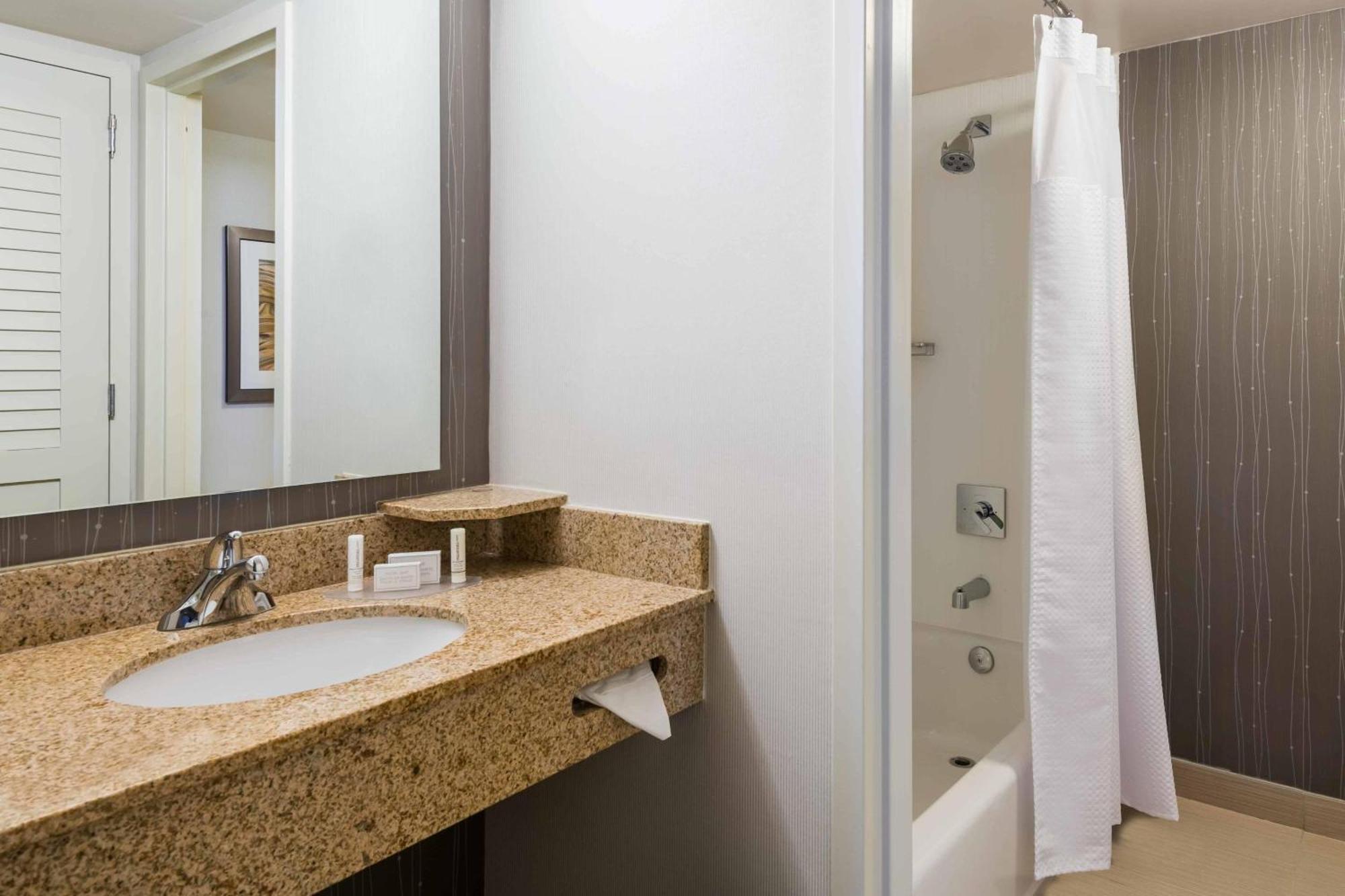 Courtyard Knoxville Cedar Bluff Εξωτερικό φωτογραφία